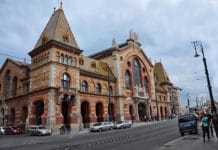 Le grand marché de Budapest marché Budapest