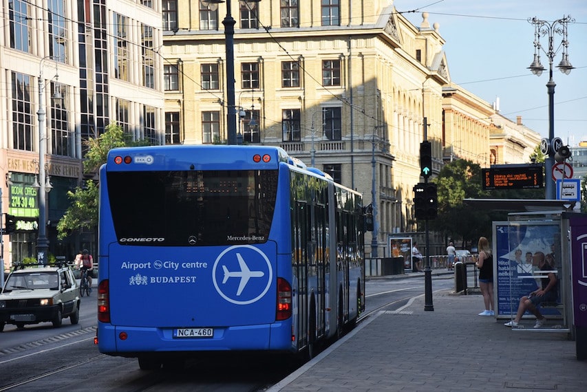 Bus 100E aéroport de Budapest bus aéroport de budapest 100E Astoria