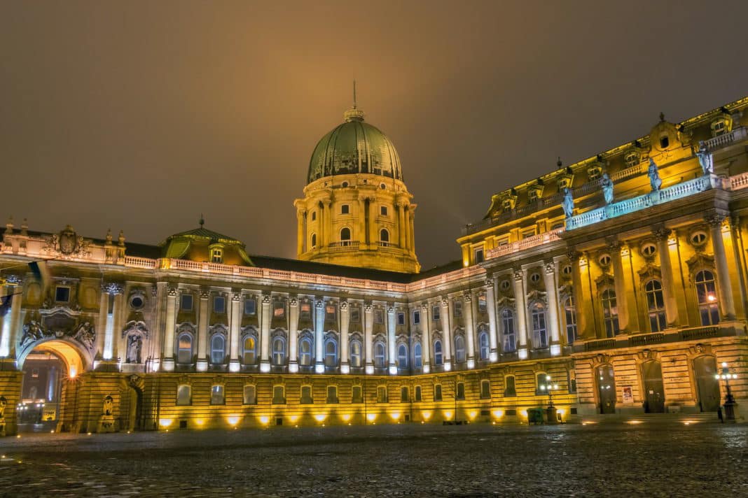 chateau Budapest en septembre