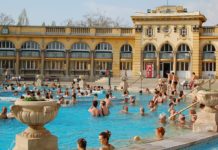 Top 10 des bains et thermes de Budapest bains budapest szechenyi