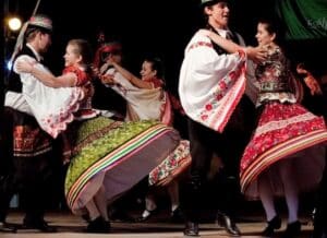 Danse folklorique